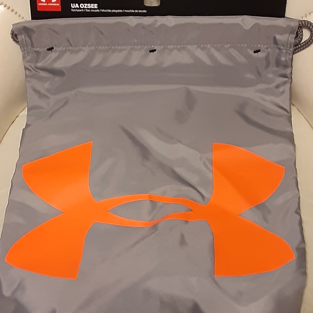 Under Armour Sackpack.